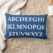 GEPERSONALISEERD WIT ALFABET op BLAUW kussen (Deken)