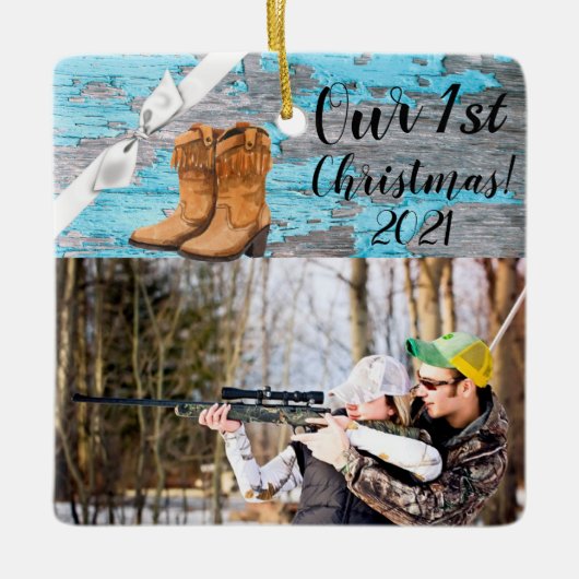 Gepersonaliseerd XMAS Ornament Blauw Houten Schuur (Voorkant)