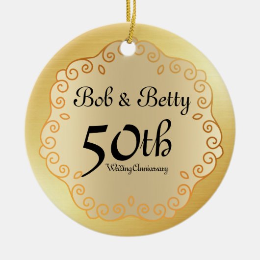 Gepersonaliseerde 50e bruiloft Jubileum Gold Keramisch Ornament (Voorkant)