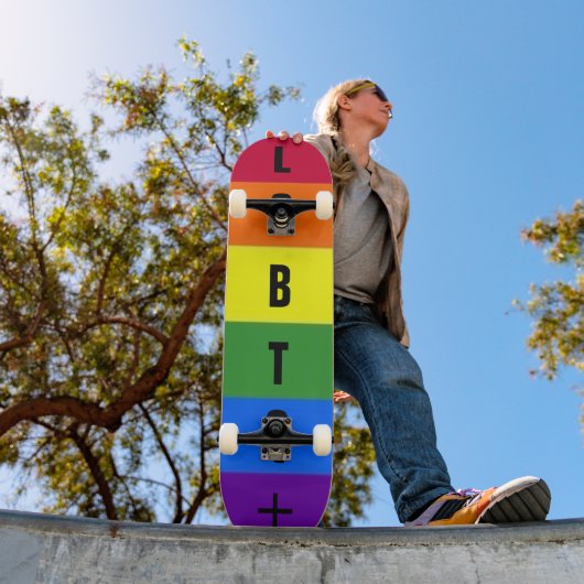 Gepersonaliseerde aangepaste LGBTQ Pride Rainbow Skateboard (Buiten 1)