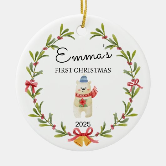 Gepersonaliseerde Baby's Eerste Kerstmis, Icebear  Keramisch Ornament (Voorkant)