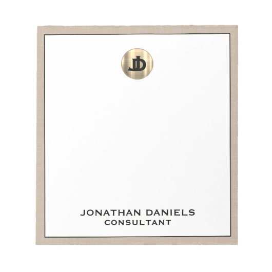 Gepersonaliseerde Beige Linen Gold Monogram Notitieblok (Voorkant)