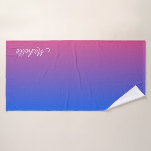 Gepersonaliseerde blauwe en roze ombre gradiënt badhanddoek (Badhanddoek)