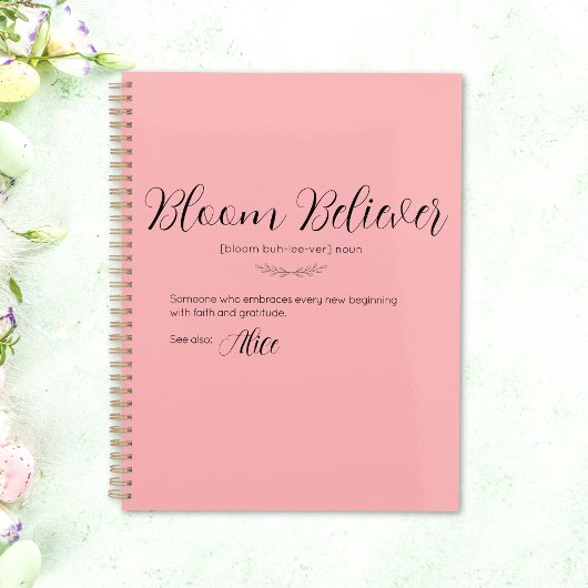 Gepersonaliseerde Bloom Believer Roze Paasplanner Planner