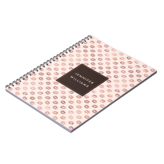 Gepersonaliseerde Blush roze roze gouden lipstick Notitieboek (Linkerzijde)