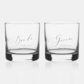 Gepersonaliseerde bride en bruidebruiloft whisky glas (Voorkant)