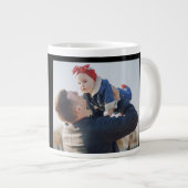 Gepersonaliseerde Dad Vaderdag Mannen Basic T-shir Extra Grote Beker (Voorkant rechts)