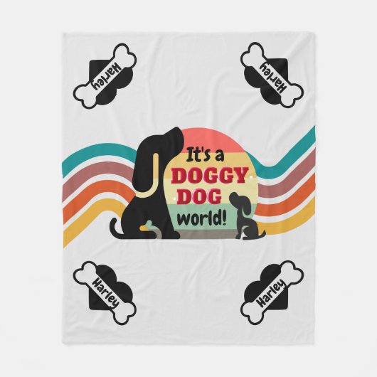 Gepersonaliseerde Doggy Dog Pet Name Fleece Deken (Voorkant)