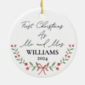 Gepersonaliseerde eerste kerst als Mr & Mrs Feeste Keramisch Ornament (Achterkant)