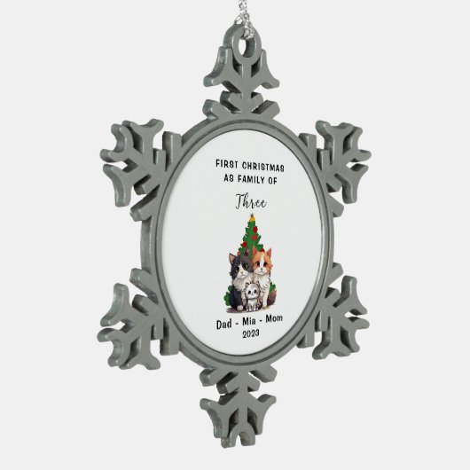 Gepersonaliseerde eerste Kerstmis als familie van Tin Sneeuwvlok Ornament (Links)