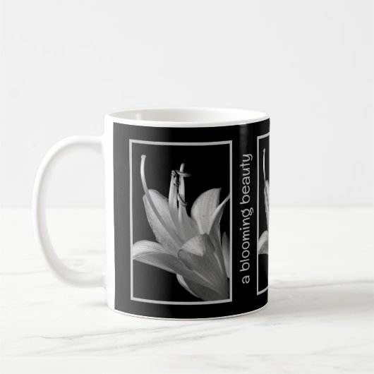 Gepersonaliseerde Elegant Hosta Bloem Zwart-wit Koffiemok (Links)