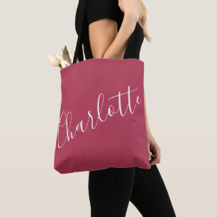 Gepersonaliseerde elegante scriptnaam Red Magenta Draagtas