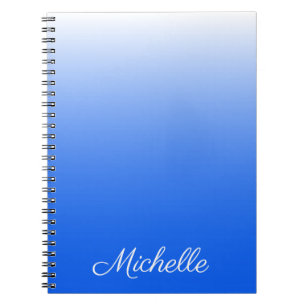 Gepersonaliseerde gradiëntombre elektrisch blauw notitieboek