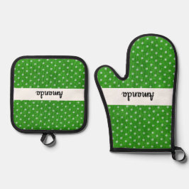 Gepersonaliseerde groene en witte polka dot ovenwant & pannenlap set