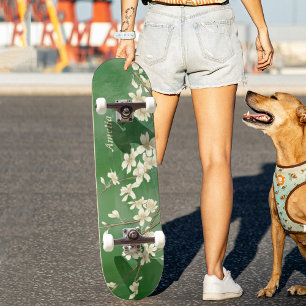 Gepersonaliseerde groene lente witte bloemen skate skateboard