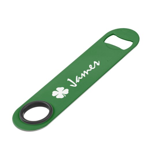 Gepersonaliseerde groene St. Pats shamrock flesope Speed Flessenopener (Voorkant Gekanteld)