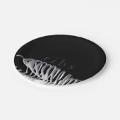 Gepersonaliseerde Halloween Skelet Ribs Zwart Wit Papieren Bordje (Gekanteld)
