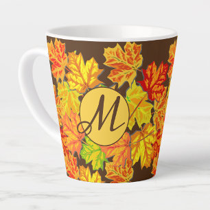 Gepersonaliseerde herfstbladeren Monogram Latere M Latte Mok
