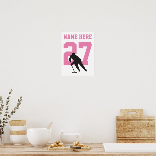 Gepersonaliseerde Hockey Player Number Roze meisje Poster (Keuken)