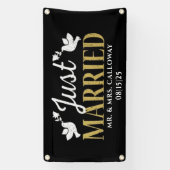 Gepersonaliseerde Just Married Car Banner (Verticaal)