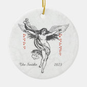 Gepersonaliseerde kerst engel dropping harten keramisch ornament (Voorkant)