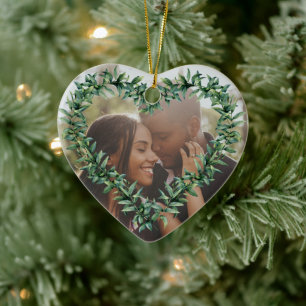 Gepersonaliseerde kerstfoto voor het eerst gehuwd keramisch ornament