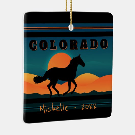 Gepersonaliseerde kerstkerst in het Horsgebergte v Keramisch Ornament (Rechts)