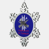 Gepersonaliseerde kerstversiering brandweerman tin sneeuwvlok ornament (Rechts)