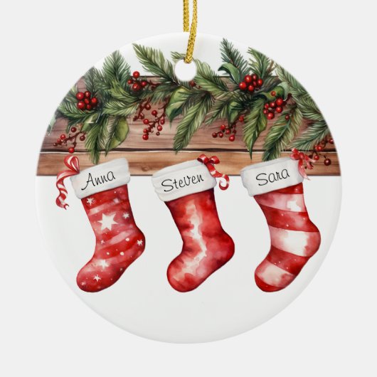 Gepersonaliseerde Kousen Familie van 3 Kerstmis Keramisch Ornament (Voorkant)