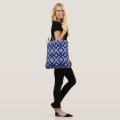Gepersonaliseerde letter Elegant Blue Pattern Init Draagtas (Op model)