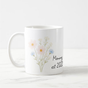 Gepersonaliseerde mama Est. Mok met Pastel Wildflo