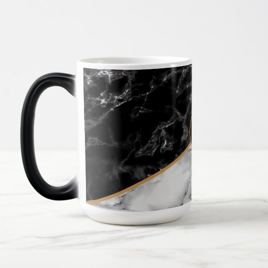 Gepersonaliseerde Monogram Uw Letter Faux Marble M Magische Mok (Links)