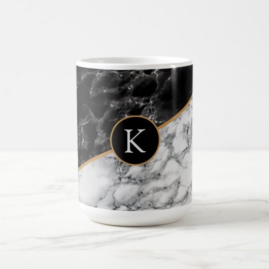 Gepersonaliseerde Monogram Uw Letter Faux Marble M Magische Mok (Midden)