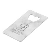 Gepersonaliseerde naam en monogram van het bruidsm kredietkaart flessenopener (Voorkant Gekanteld)