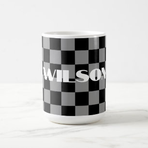 gepersonaliseerde naam grijs en zwart geruit koffiemok