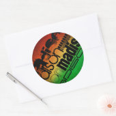 Gepersonaliseerde naam op Neon Sinaasappel Geel & Ronde Sticker (Envelop)