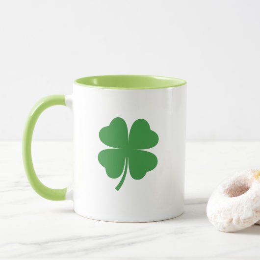 Gepersonaliseerde naam Retro Irish Luck Clover Mok (Met donut)