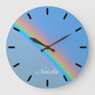 Gepersonaliseerde natuurlijke regenboog grote klok