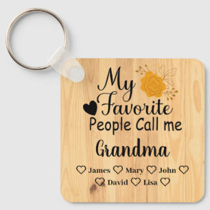 Gepersonaliseerde oma met namen van de kleinkinder sleutelhanger