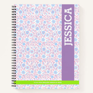 Gepersonaliseerde Paarse Bloemnaam & Monogram Notitieboek