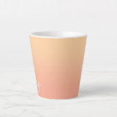 Gepersonaliseerde Peach Ombre Latte Mok (Voorkant)