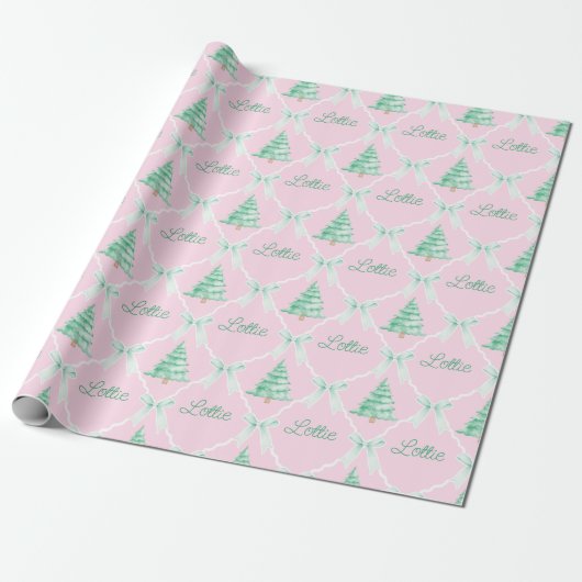 Gepersonaliseerde Preppy Kerstboom Aangepaste naam Cadeaupapier (Uitgerold)