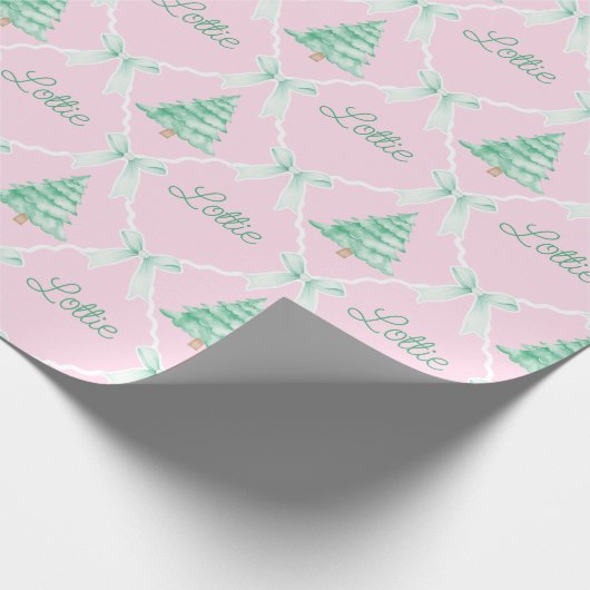 Gepersonaliseerde Preppy Kerstboom Aangepaste naam Cadeaupapier (Hoek)