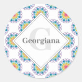 Gepersonaliseerde Regenboog Bloemen Polka Dots Man Ronde Sticker (Voorkant)