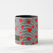 Gepersonaliseerde rode harten en strepen mok (Midden)