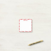Gepersonaliseerde rode harten post-it® notes (Op bureau)