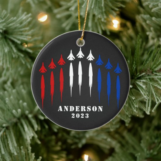 Gepersonaliseerde rode witte blauwe luchtmacht jet keramisch ornament (Boom)