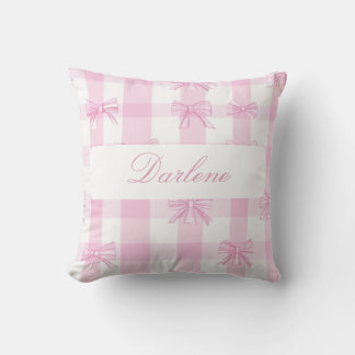 Gepersonaliseerde Roze Gingham Strik Kussen
