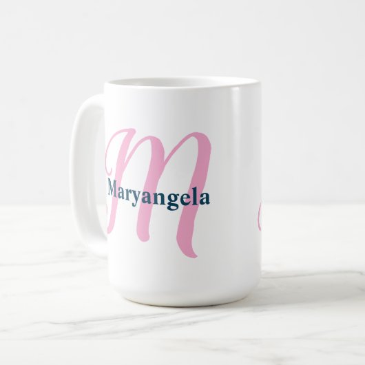 Gepersonaliseerde Roze Monogram Letter M Aangepast Koffiemok (Voorkant links)