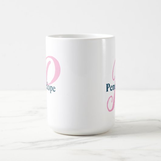 Gepersonaliseerde Roze Monogram Letter P Aangepast Koffiemok (Center)